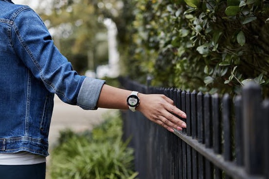 <img data-tf-not-load data-no-script src=\\\"/wp-content/uploads/2018/09/sports-exchange-icon.png\\\"/>smartwatches